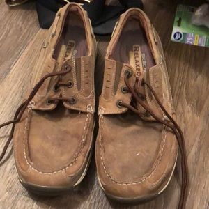 Men’s Skechers relaxed fit memory foam